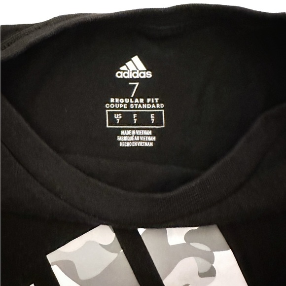 adidas | Short Sleeve Camouflage Logo Tee (7) - Picture 3 of 4